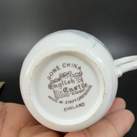 Vintage English Castle Bone China Porcelain Teacup Saucer Set England Teacup Set - Picture 5 of 10